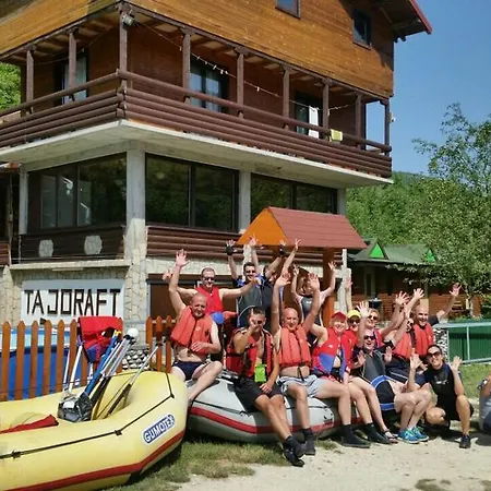 Apartment Holiday Park Tajoraft